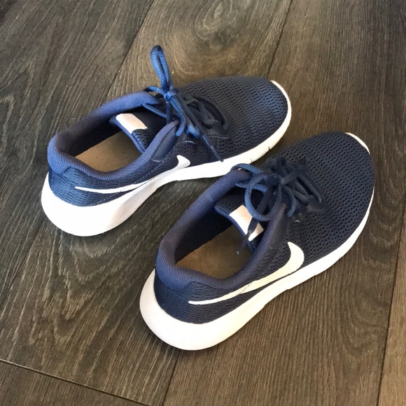 ⭐️ Nike Midnight Navy & Royal-White Runners - Picture 5 of 8